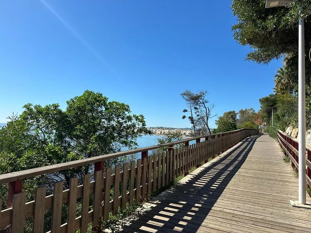Apartment Alejandra - Gerenoveerd Appartement Direct Aan Zee Estepona