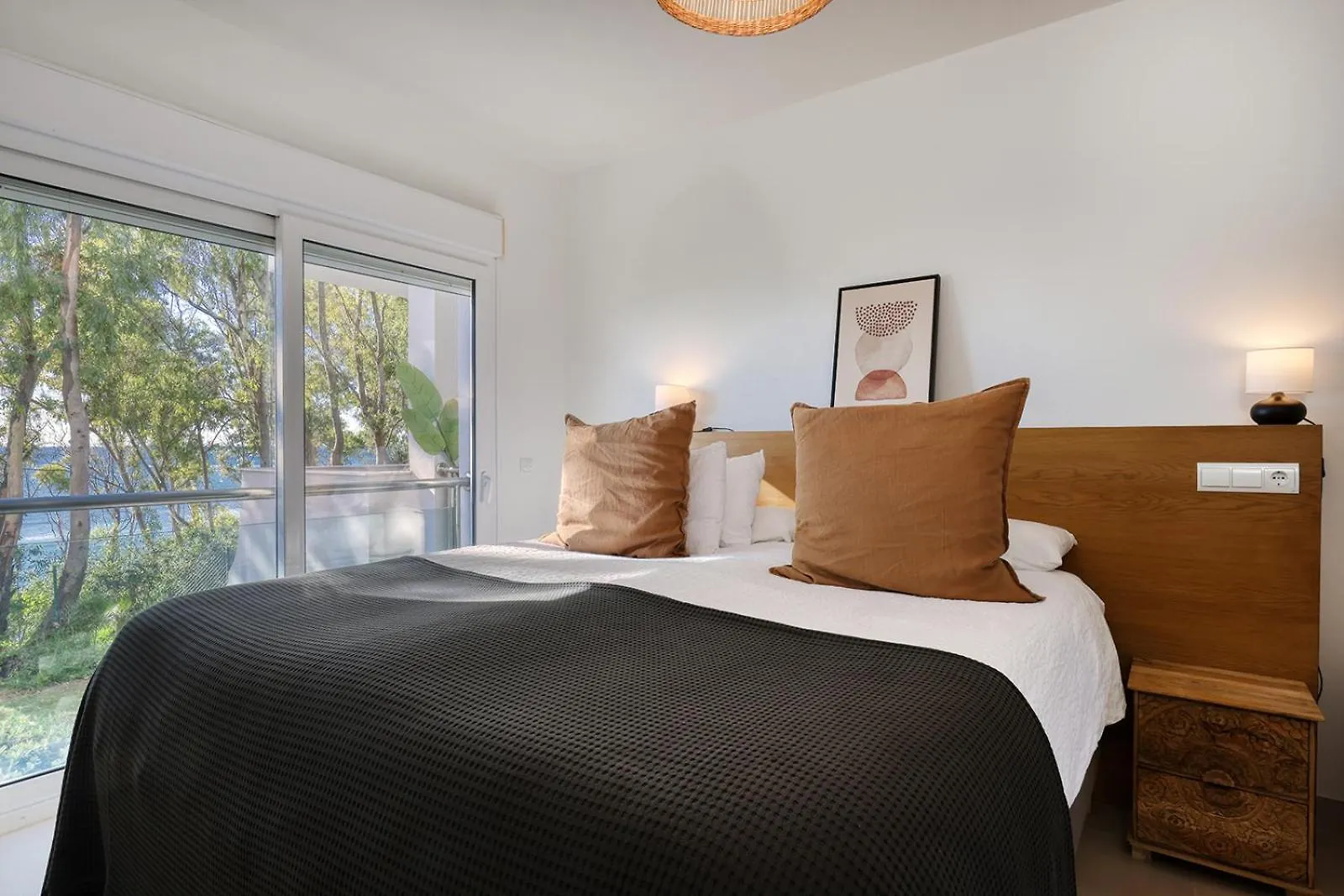 Apartment Alejandra - Gerenoveerd Appartement Direct Aan Zee Estepona