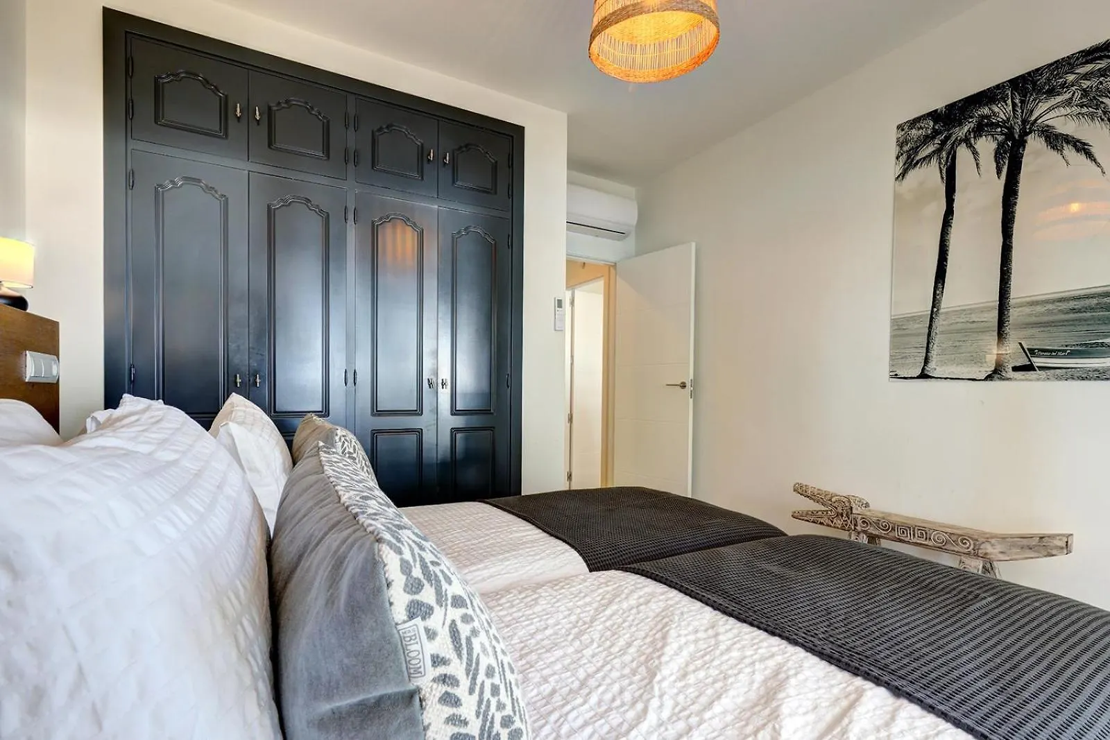 Apartment Alejandra - Gerenoveerd Appartement Direct Aan Zee Estepona Spain